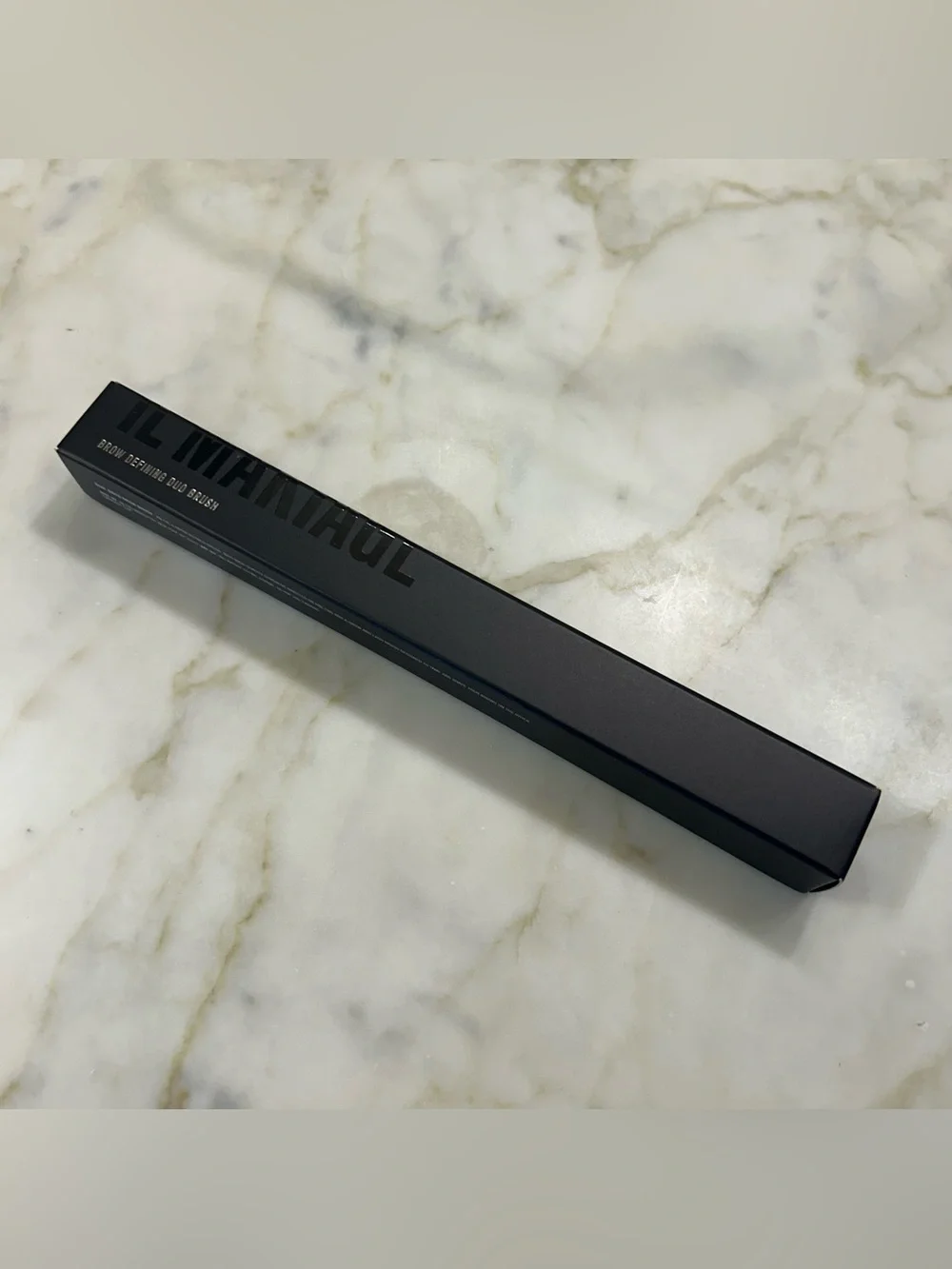 IL Makiage BROW DEFINING DUO BRUSH #204